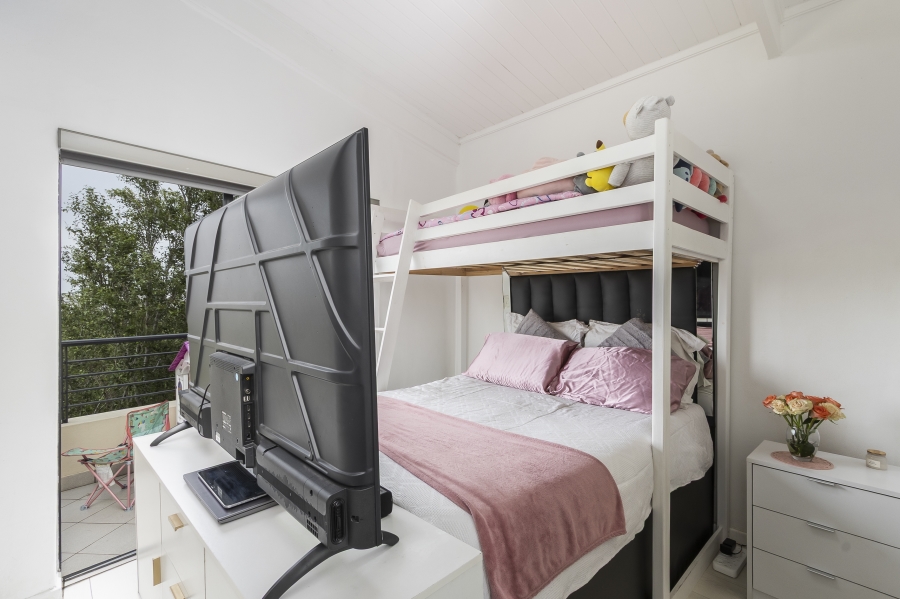 2 Bedroom Property for Sale in The Links Western Cape